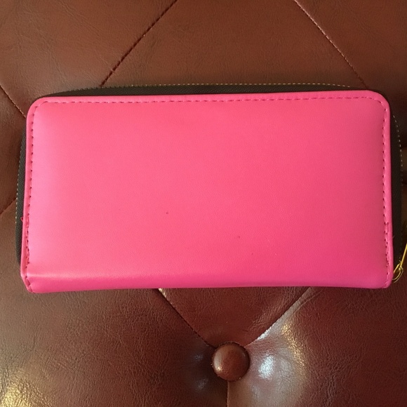 Baby Phat Zippered Wallet - Picture 3 of 16